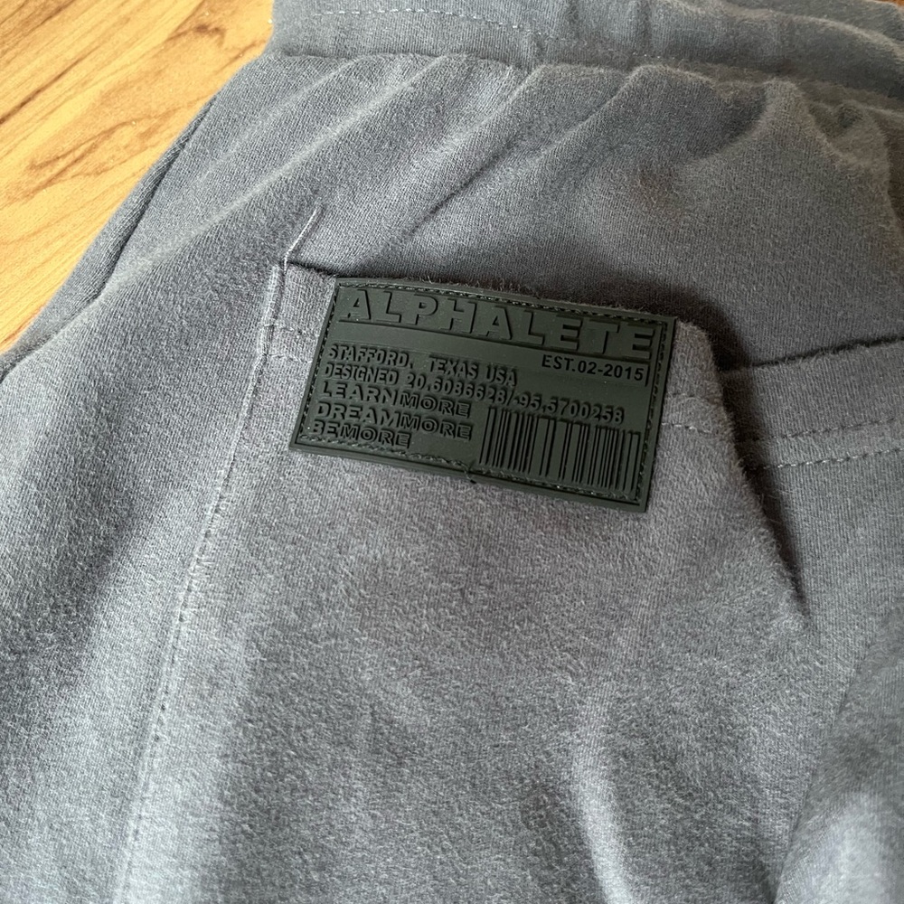 Alphalete joggers